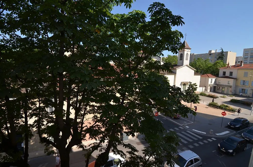 Le Petit Lumiere Hotel Lyon 0*,  France